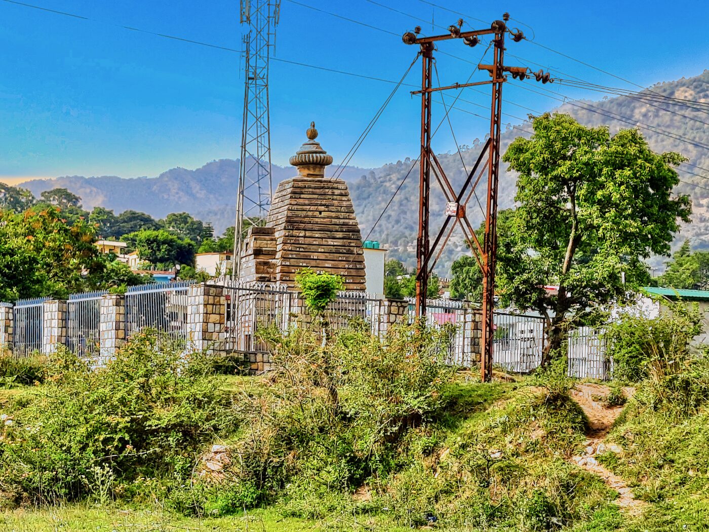 A medieval Katyuri-period stone temple of the Kumaon region, echoing Sirakot's heritage.